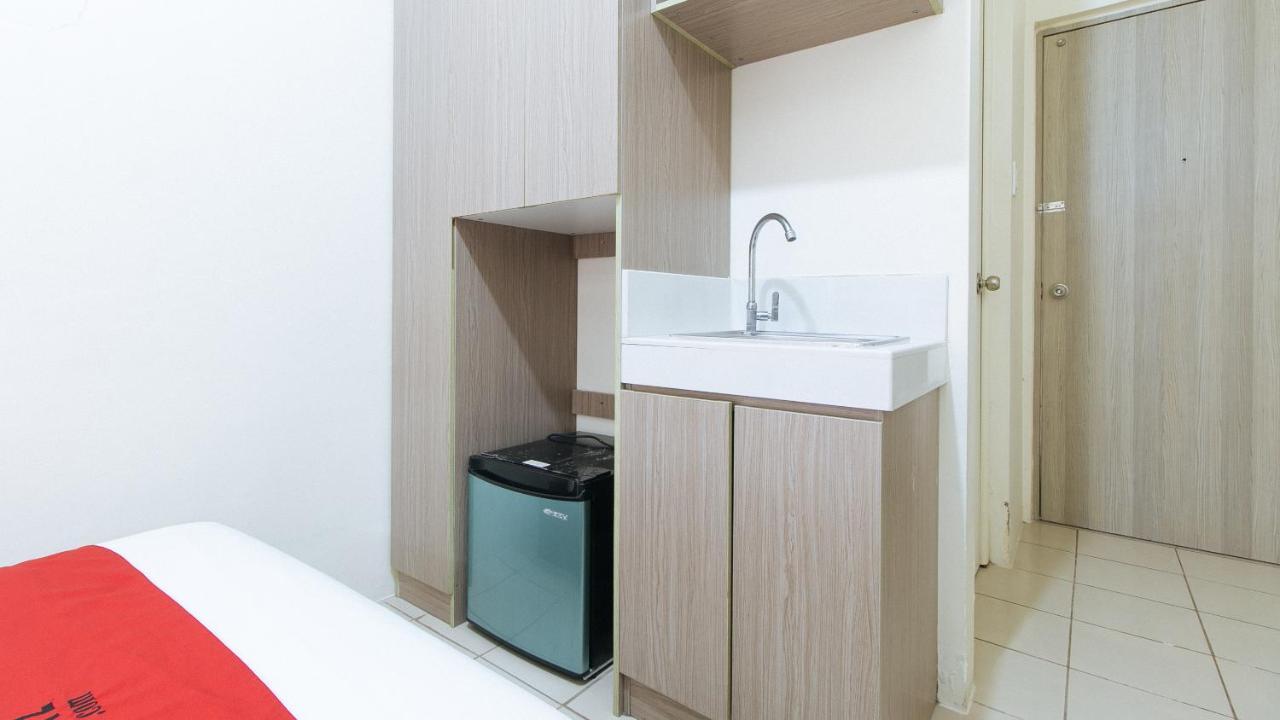 Reddoorz Plus @ Urban Deca Tower Edsa 2 Mandaluyong Luaran gambar